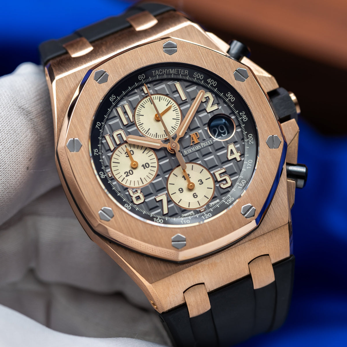 AUDEMARS PIGUET Royal Oak Offshore Chrono 42mm Rose Gold 26470OR.OO.A125CR.01 — image 1