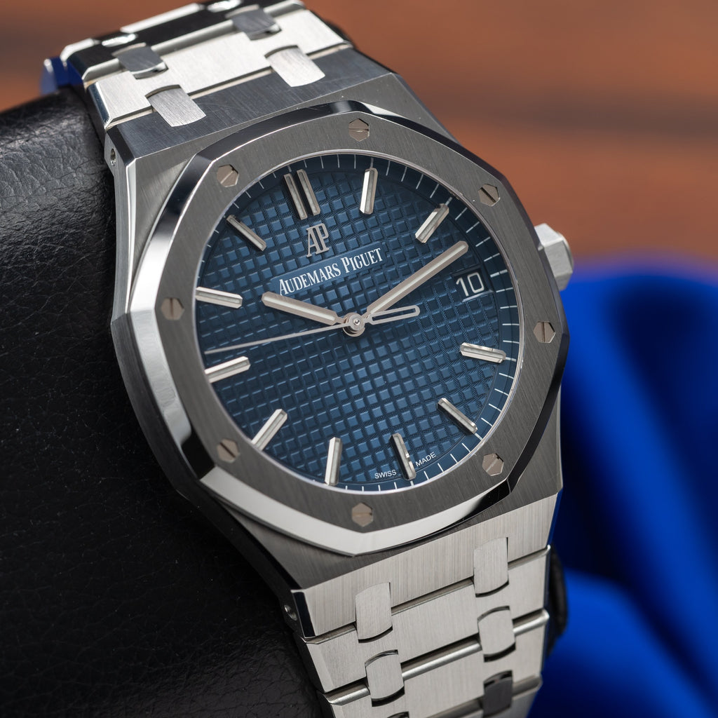 AUDEMARS PIGUET Royal Oak Stainless Steal Blue Dial 15500ST.OO.1220ST.01 — image 8