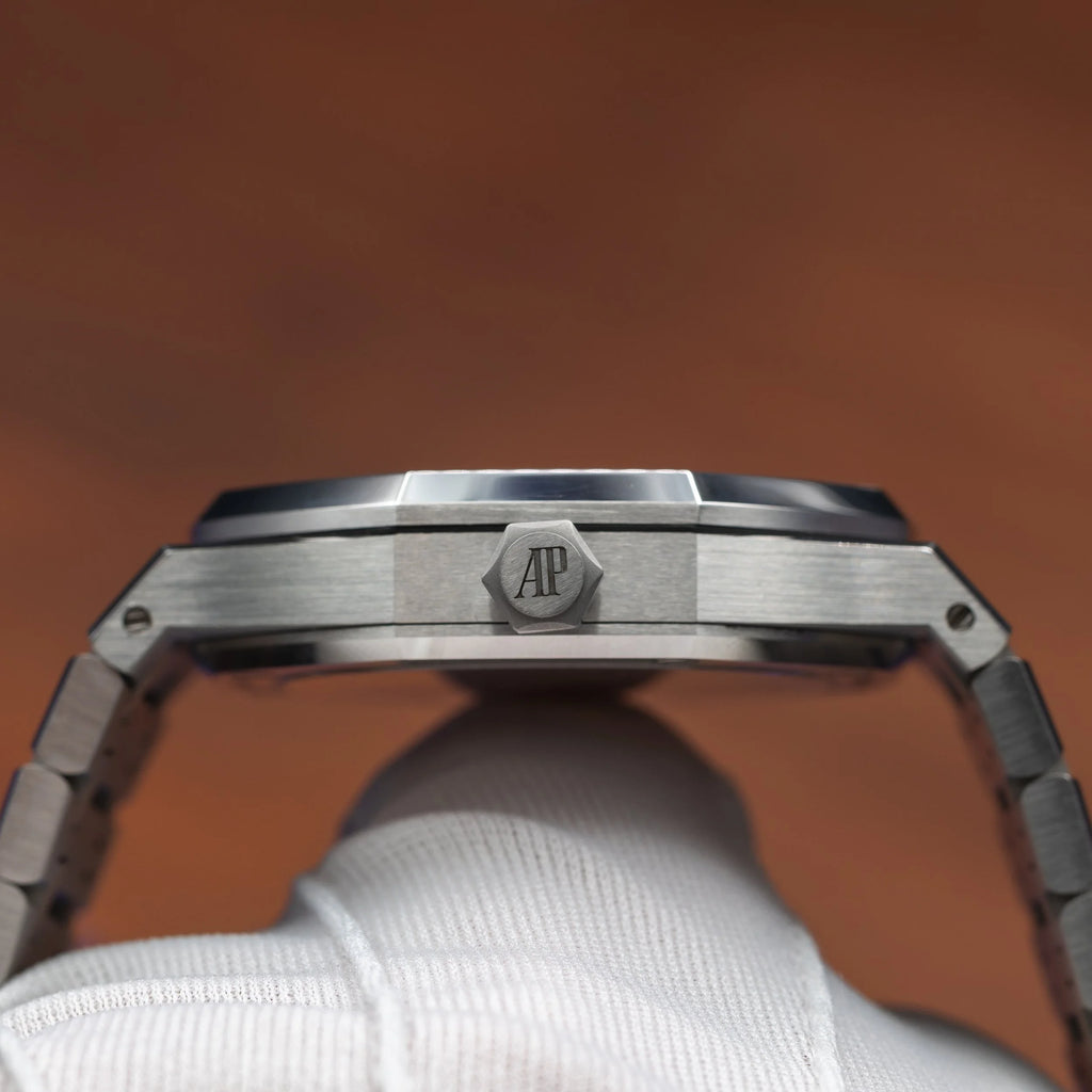 AUDEMARS PIGUET Royal Oak Stainless Steal Blue Dial 15500ST.OO.1220ST.01 — image 12