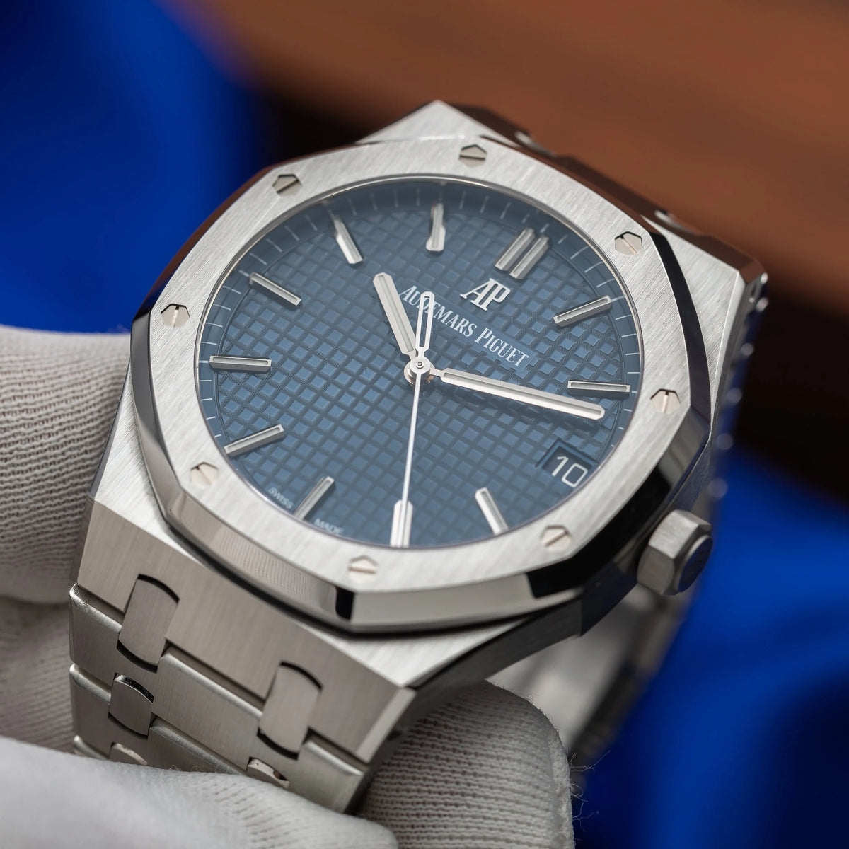 AUDEMARS PIGUET Royal Oak Stainless Steal Blue Dial 15500ST.OO.1220ST.01 — image 19