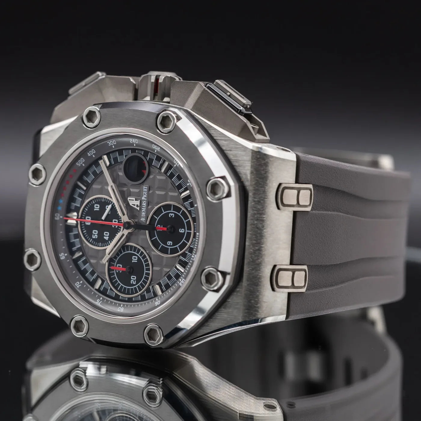 Audemars Piguet Royal Oak Offshore - 26568IM.OO.A004C.01