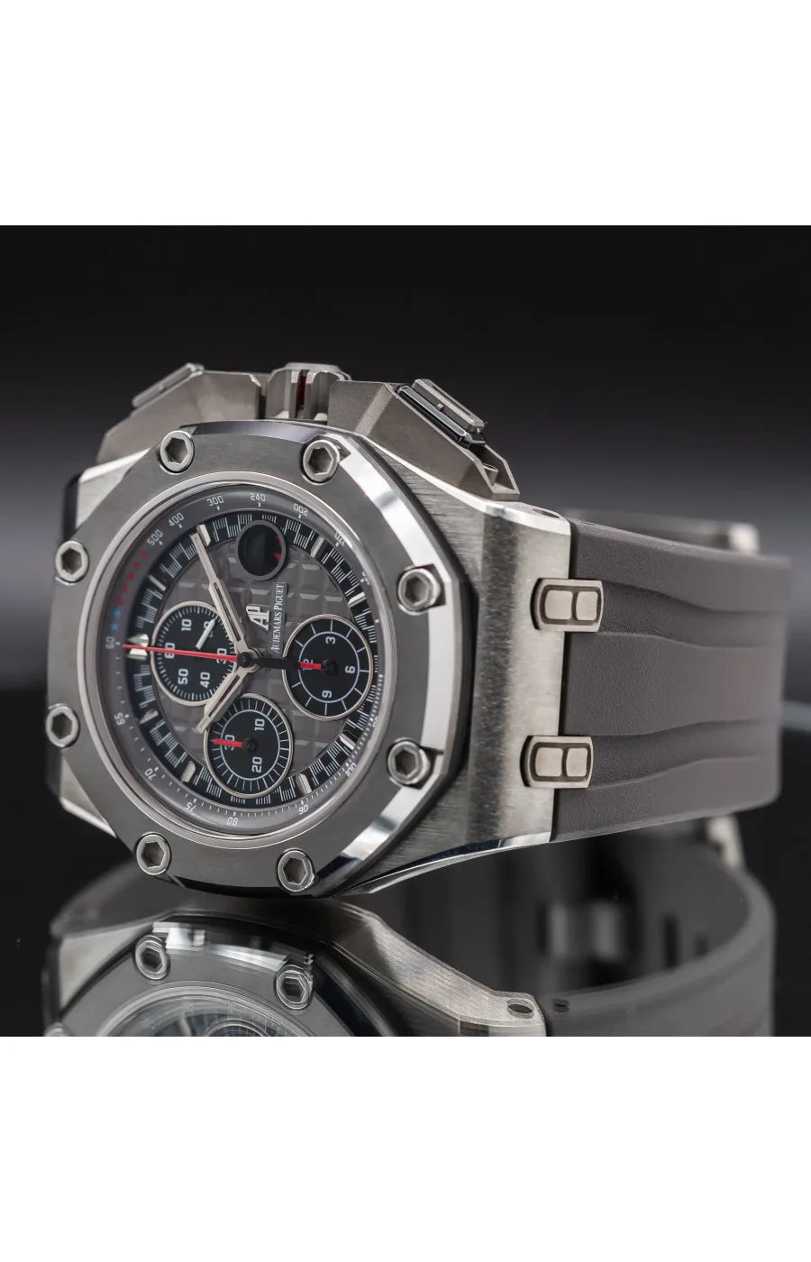 Audemars Piguet Royal Oak Offshore - 26568IM.OO.A004C.01