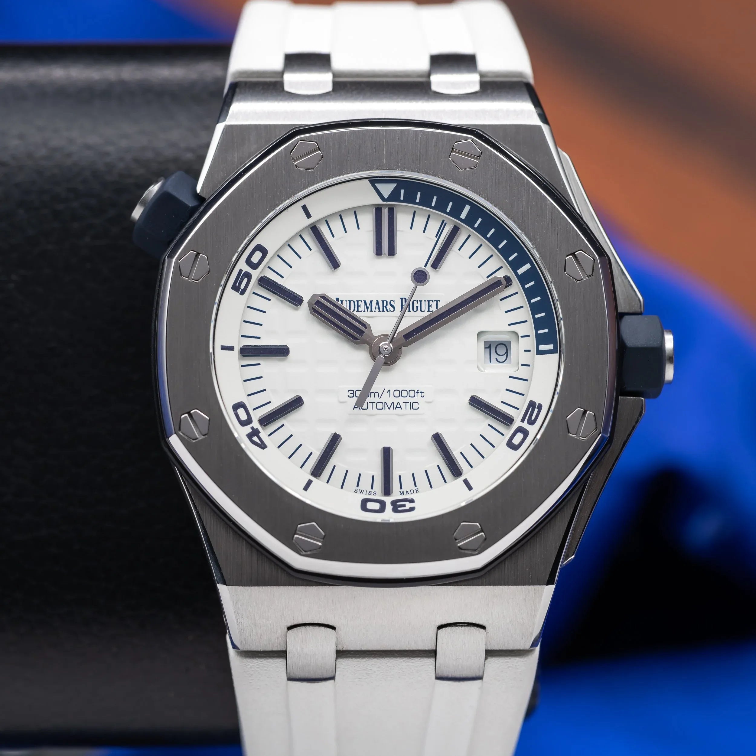 Audemars Piguet Royal Oak Offshore 15710ST.OO.A010CA.01