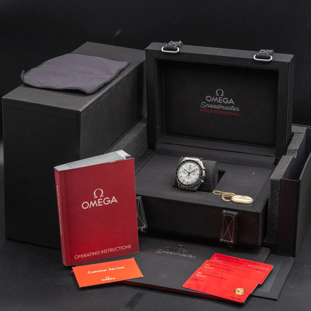 Omega Speedmaster - 310.60.42.50.02.001