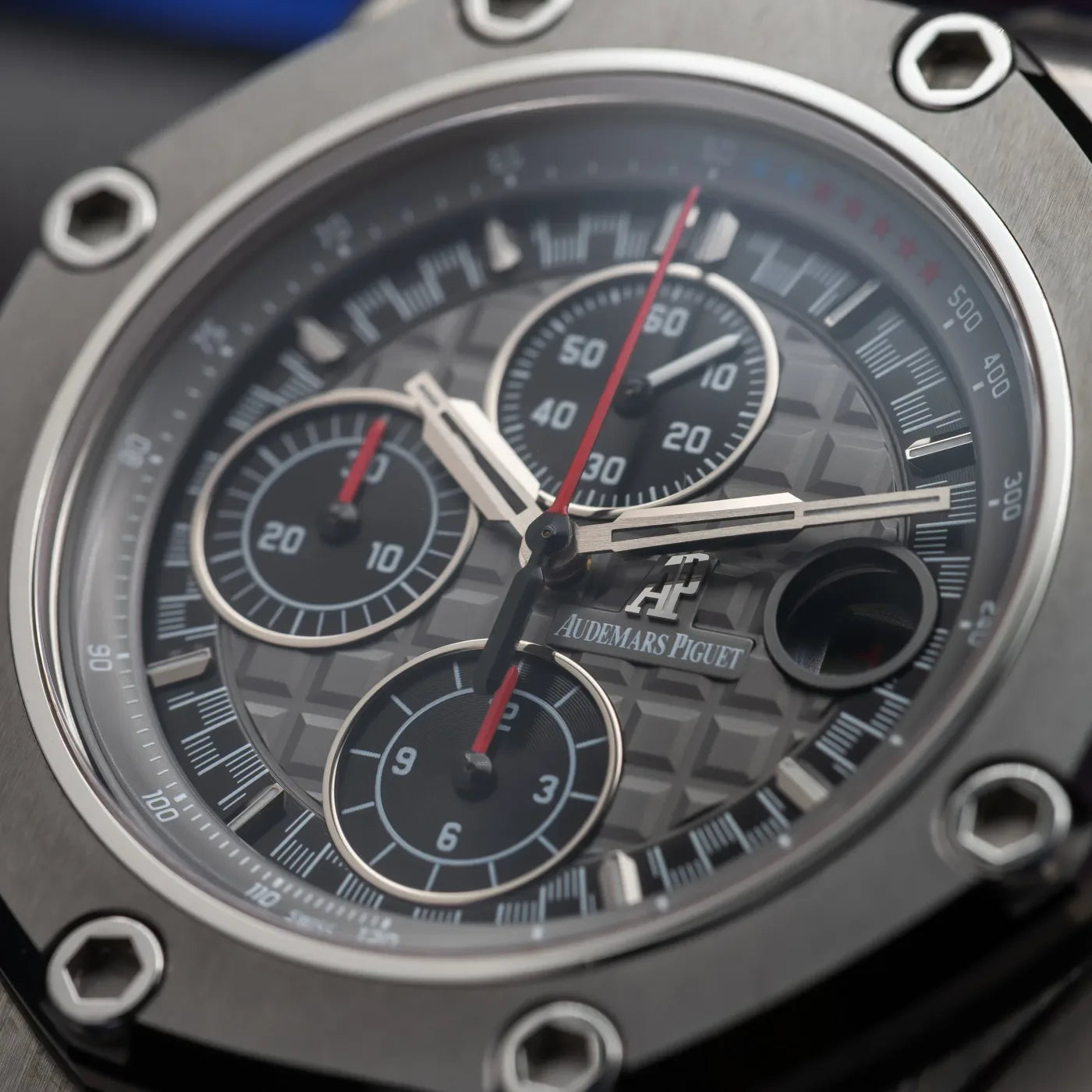 Audemars Piguet Royal Oak Offshore - 26568IM.OO.A004C.01