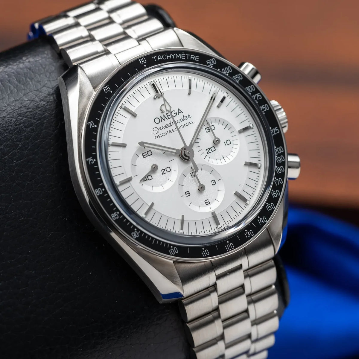 Omega Speedmaster - 310.60.42.50.02.001