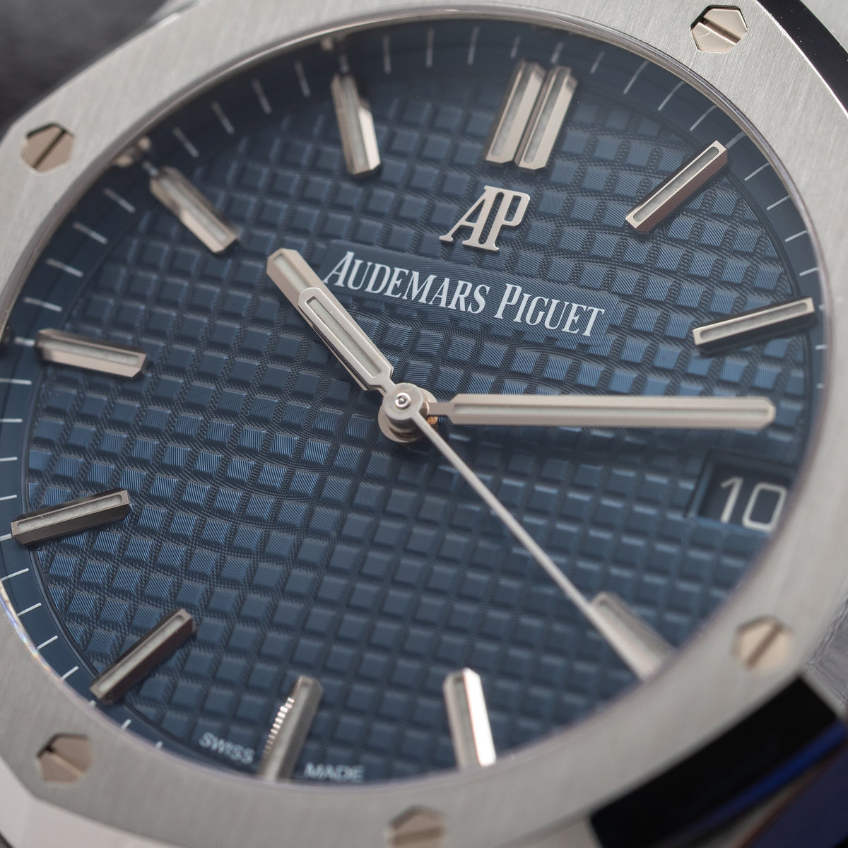 AUDEMARS PIGUET Royal Oak Stainless Steal Blue Dial 15500ST.OO.1220ST.01 — image 5