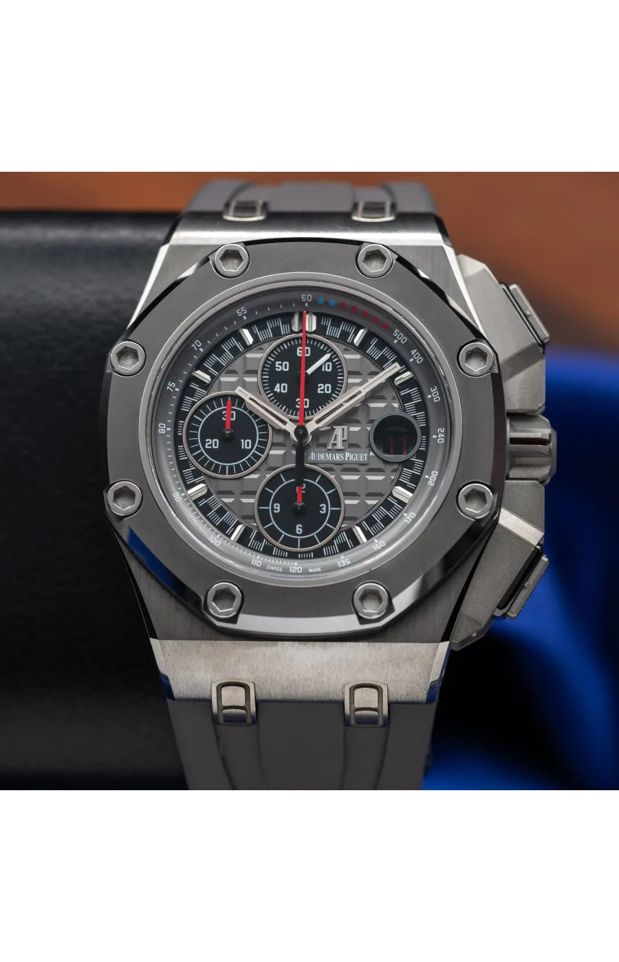 Audemars Piguet Royal Oak Offshore - 26568IM.OO.A004C.01