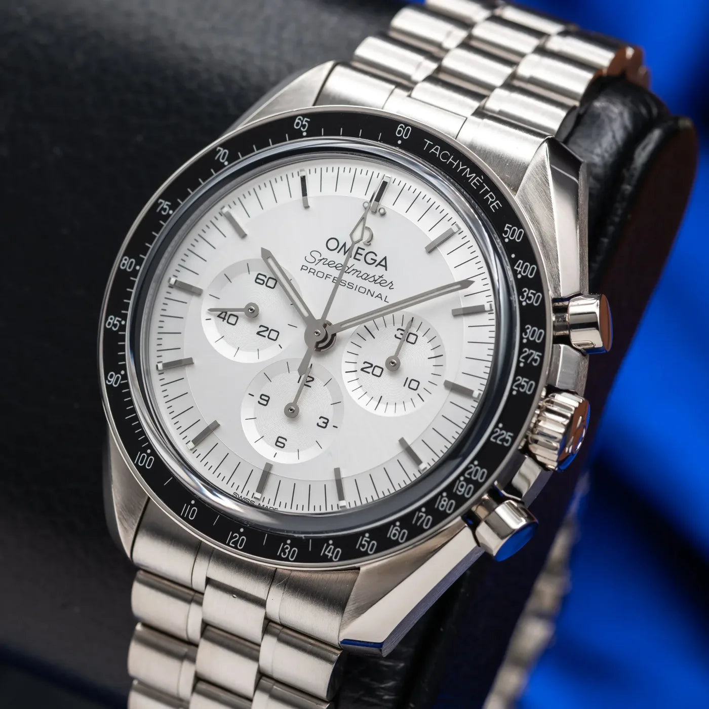 Omega Speedmaster - 310.60.42.50.02.001