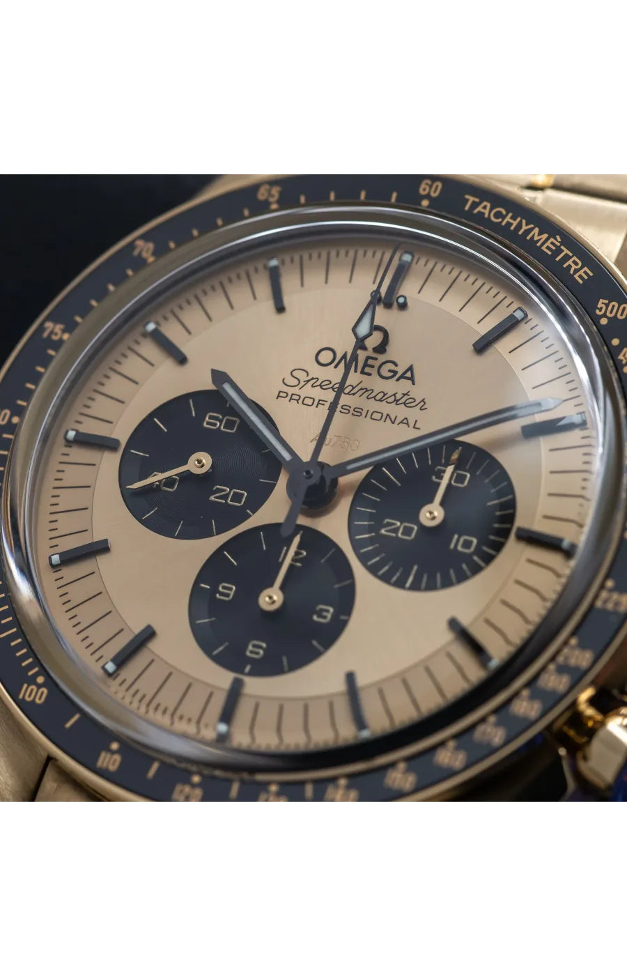 Omega Speedmaster - 310.60.42.50.99.001