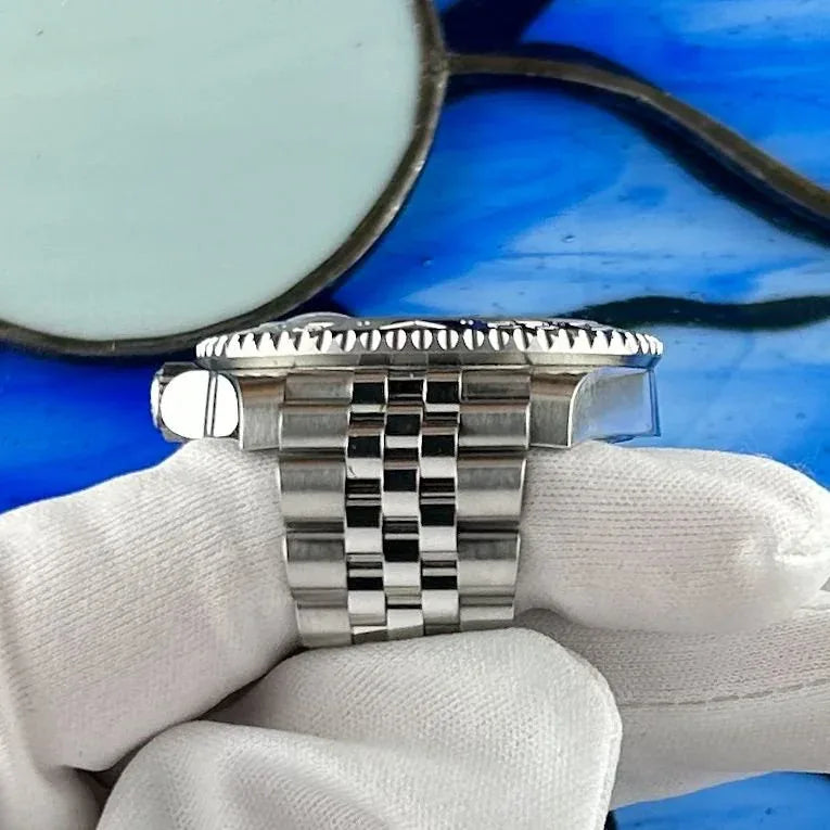 Rolex 40mm 126710BLNR