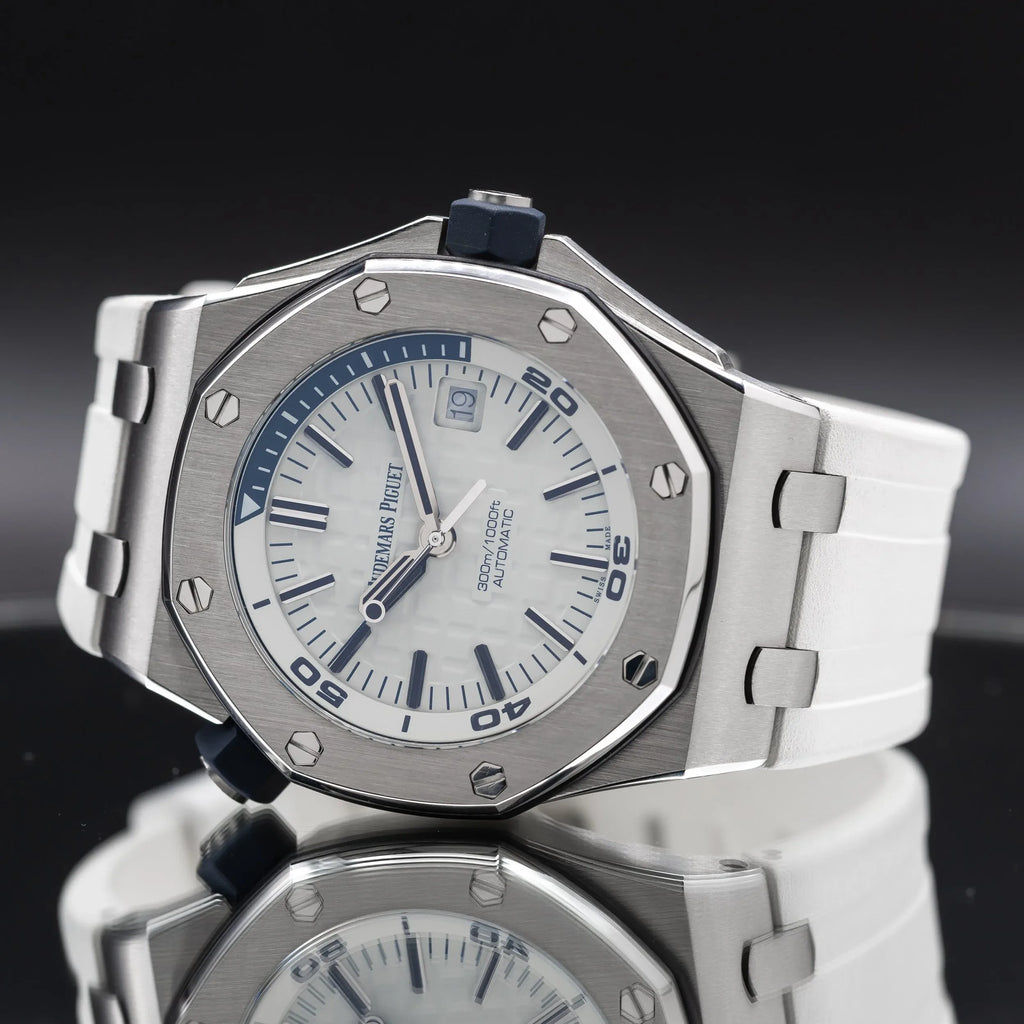Audemars Piguet Royal Oak Offshore 15710ST.OO.A010CA.01