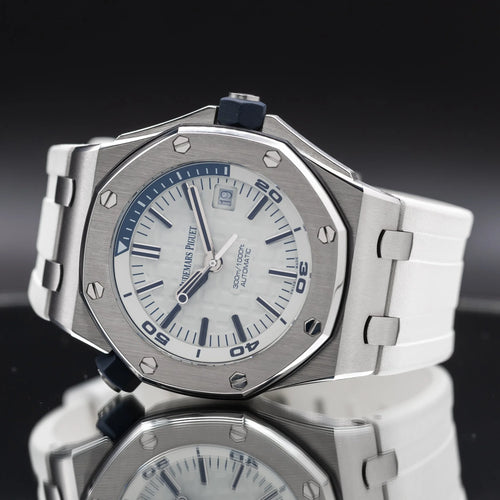 Audemars Piguet Royal Oak Offshore 15710ST.OO.A010CA.01
